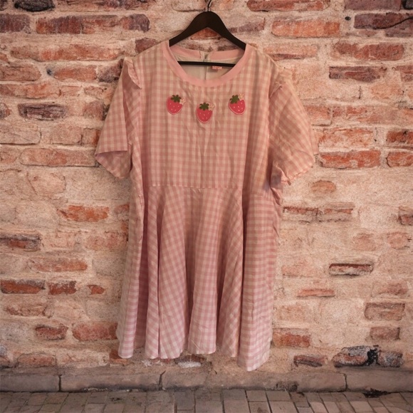 Miss Candyholic Strawberry Dress - Picture 1 of 4